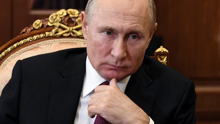 Путин назвал целью спецоперации защиту людей «исторической России»